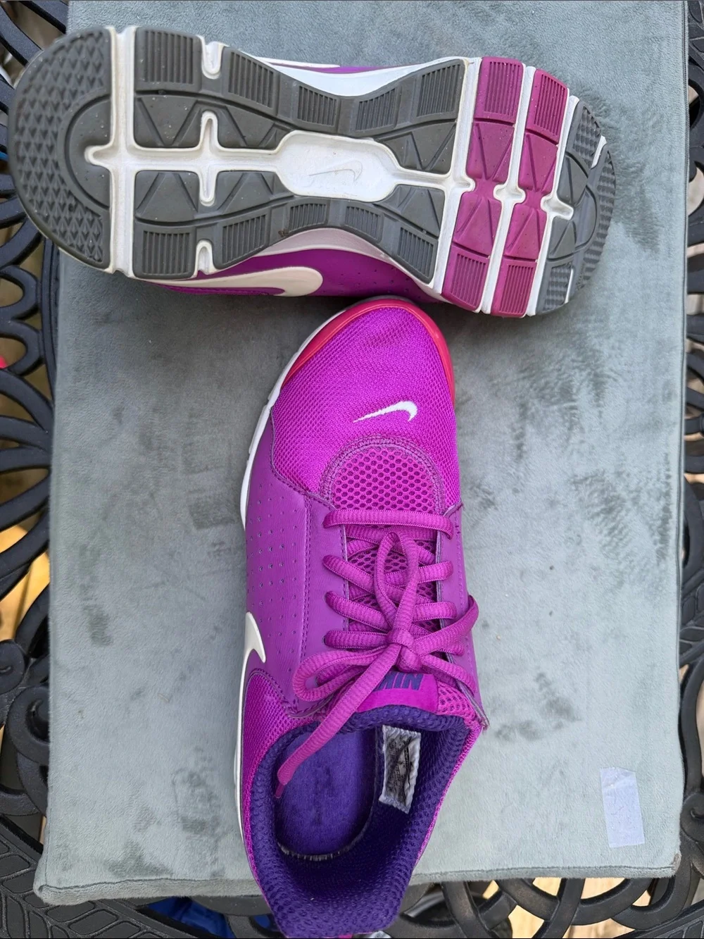 Nike Women’s Pink-Magenta Mesh Running Sneakers